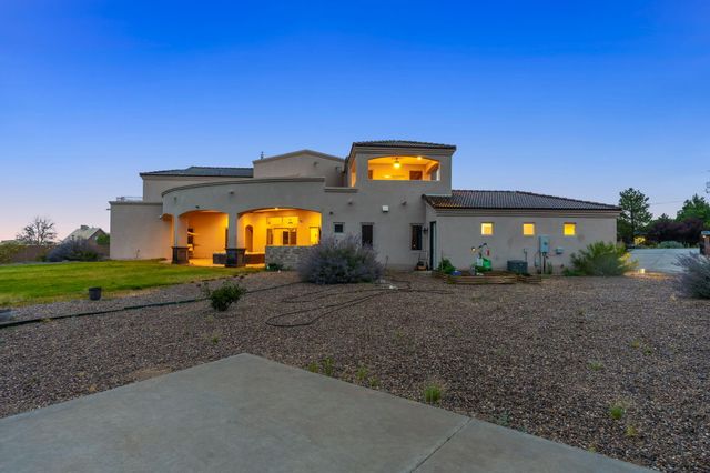 10600 Signal Avenue NE, Albuquerque, NM 87122