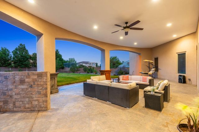 10600 Signal Avenue NE, Albuquerque, NM 87122