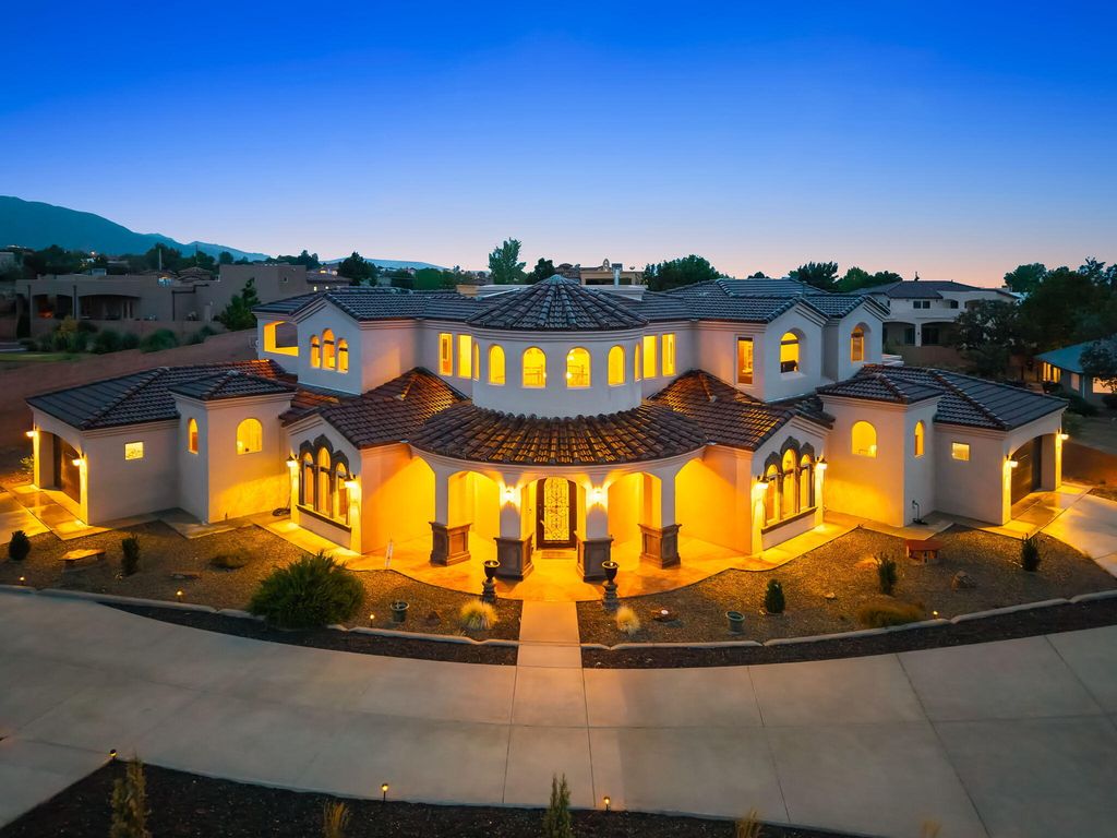 10600 Signal Avenue NE, Albuquerque, NM 87122