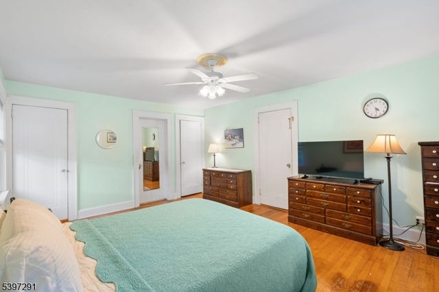 71 Georgian Ct, Hillside Twp., NJ 07205