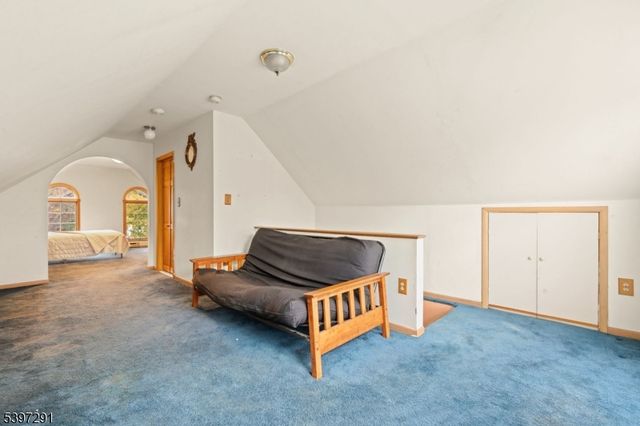 71 Georgian Ct, Hillside Twp., NJ 07205