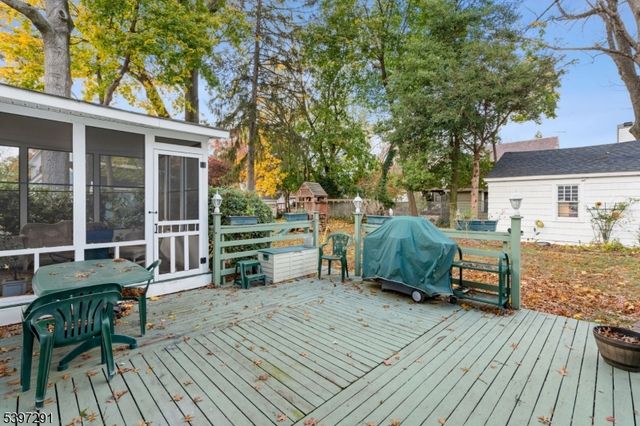 71 Georgian Ct, Hillside Twp., NJ 07205