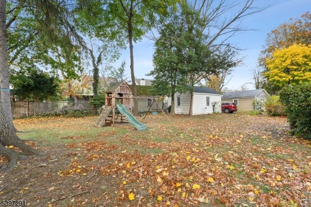 71 Georgian Ct, Hillside Twp., NJ 07205