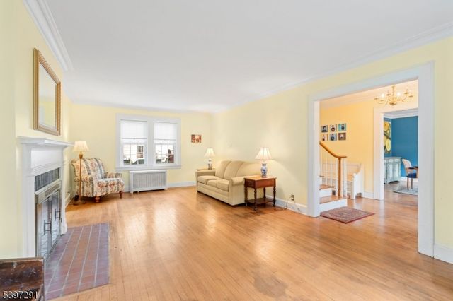 71 Georgian Ct, Hillside Twp., NJ 07205
