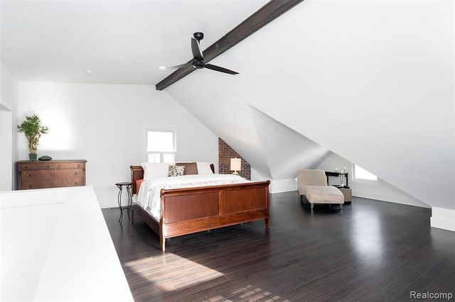 3630 Orchard Lake Road, West Bloomfield, MI 48324