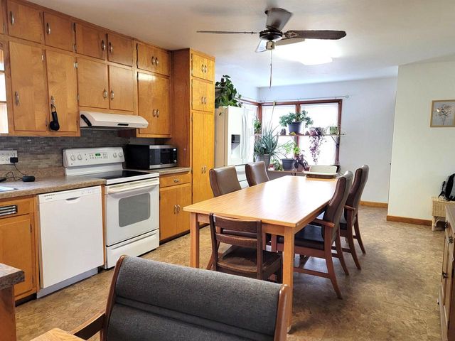 425 Jefferson Street, Platteville, WI 53818