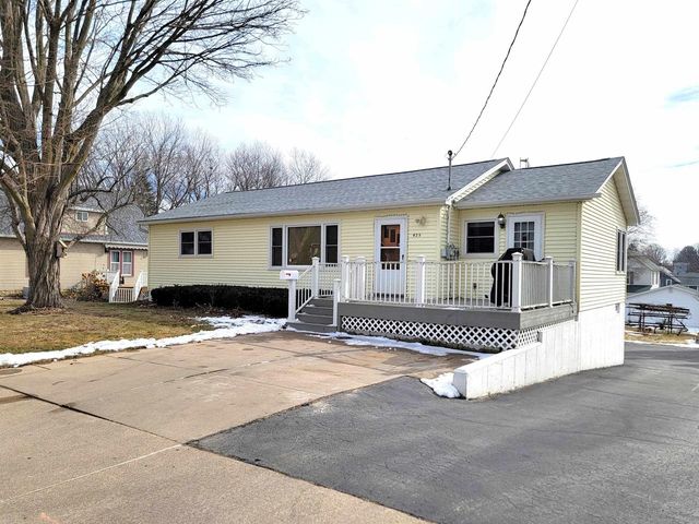 425 Jefferson Street, Platteville, WI 53818