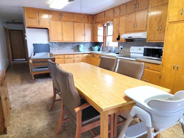 425 Jefferson Street, Platteville, WI 53818