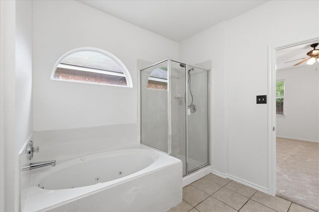 6013 Goldenrod Drive, Denton, TX 76208