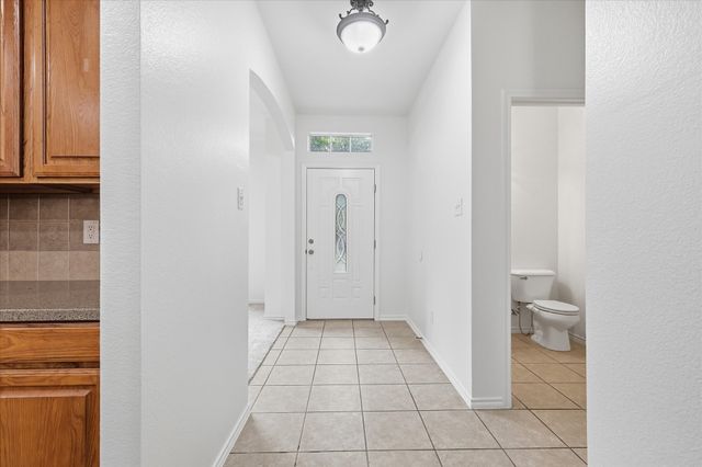 6013 Goldenrod Drive, Denton, TX 76208