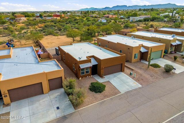 1458 N Wentworth Road, Vail, AZ 85641