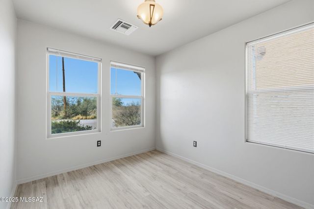 1458 N Wentworth Road, Vail, AZ 85641