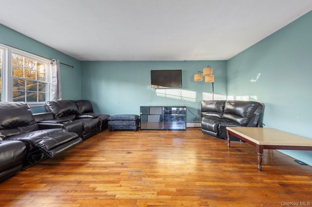 40-25 221st Street, Bayside, NY 11361