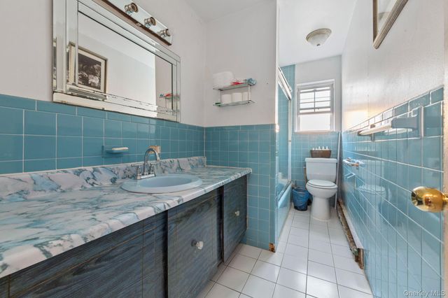 40-25 221st Street, Bayside, NY 11361