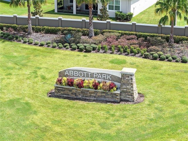 7575 SAIL CLOVER LANE, Zephyrhills, FL 33540