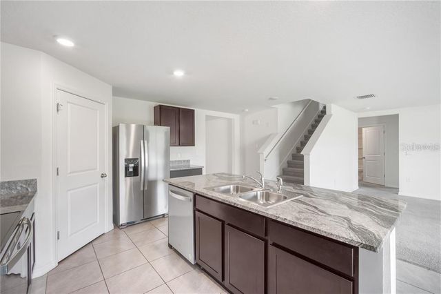 7575 SAIL CLOVER LANE, Zephyrhills, FL 33540