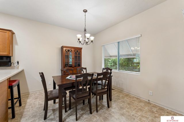 10502 S 27th Street, Bellevue, NE 68123