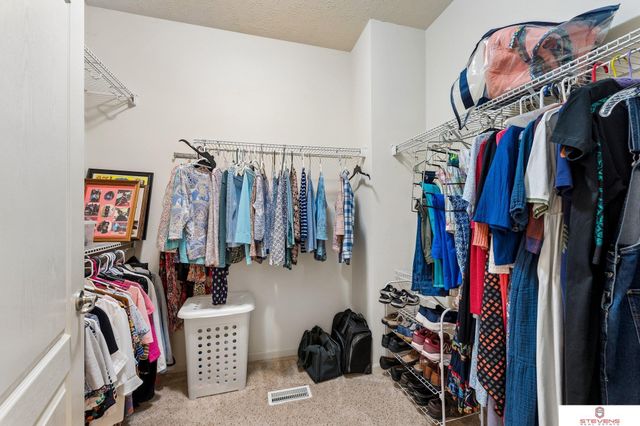 10502 S 27th Street, Bellevue, NE 68123