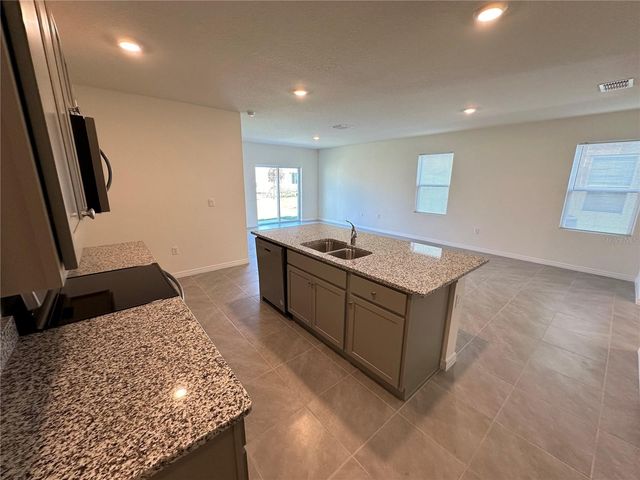 1169 CASCADES AVENUE, Davenport, FL 33837