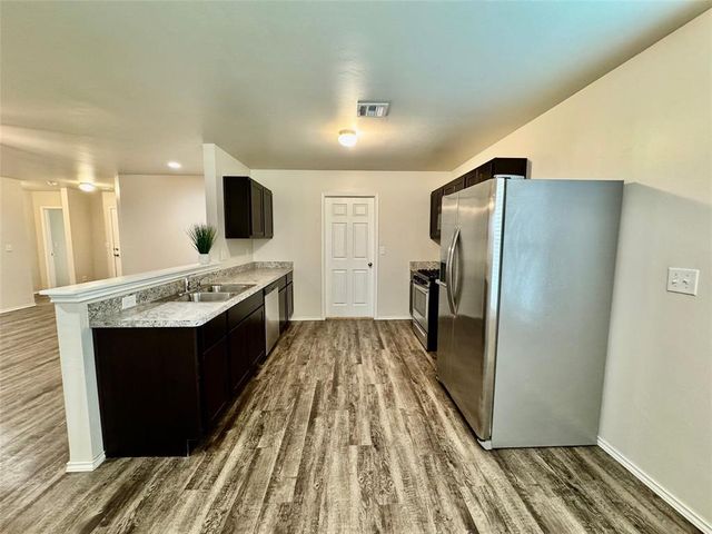 12101 Jude Way, Yukon, OK 73099