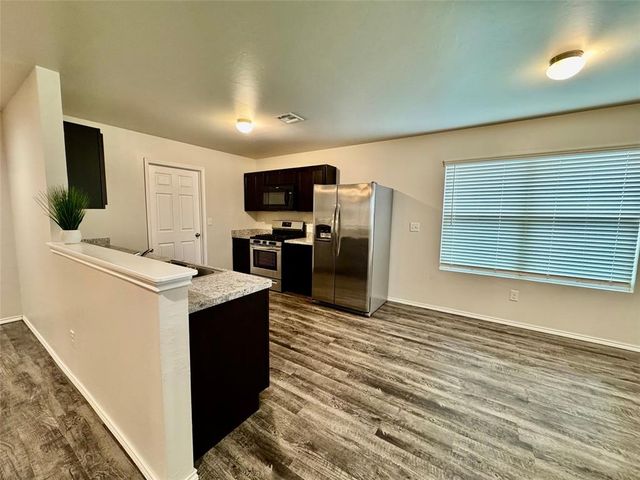 12101 Jude Way, Yukon, OK 73099