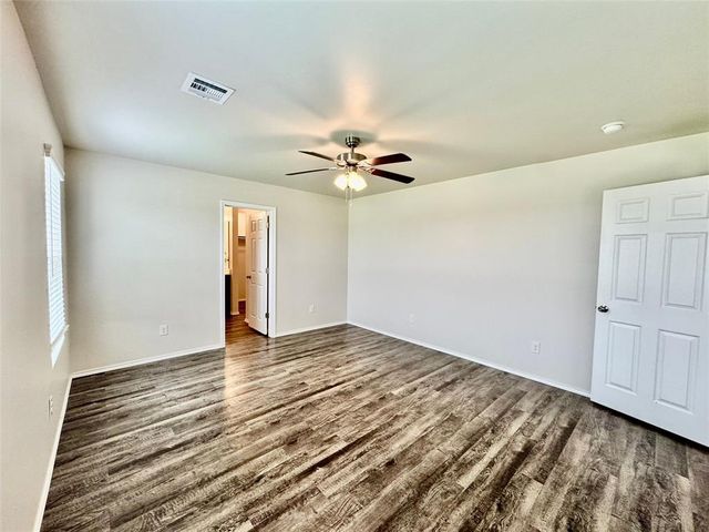 12101 Jude Way, Yukon, OK 73099