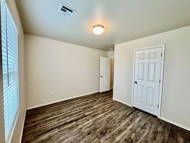 12101 Jude Way, Yukon, OK 73099