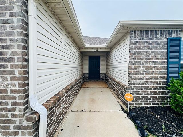 12101 Jude Way, Yukon, OK 73099