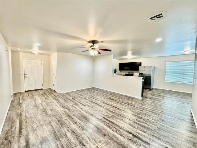 12101 Jude Way, Yukon, OK 73099