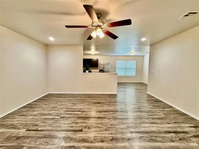 12101 Jude Way, Yukon, OK 73099