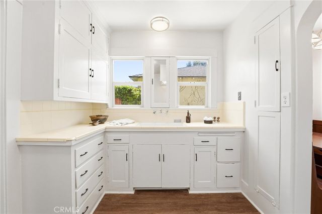 2315 Oakmont, Santa Ana, CA 92706
