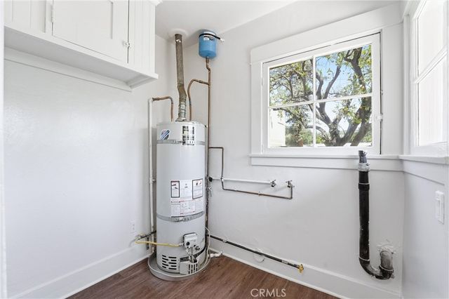 2315 Oakmont, Santa Ana, CA 92706