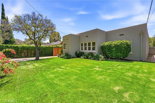 2315 Oakmont, Santa Ana, CA 92706