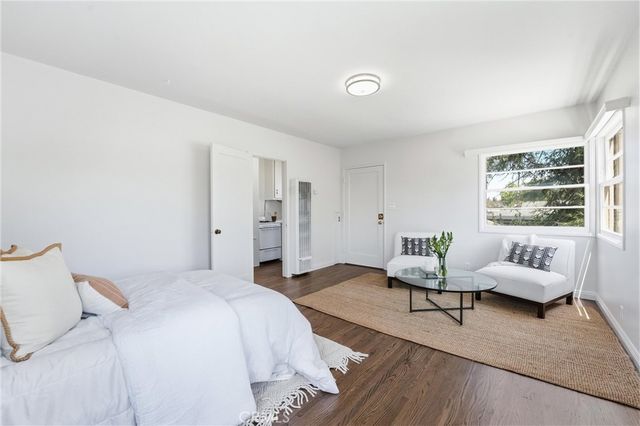2315 Oakmont, Santa Ana, CA 92706