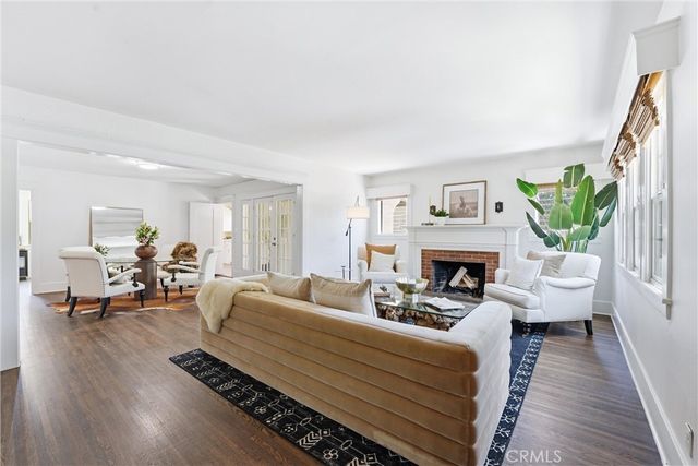 2315 Oakmont, Santa Ana, CA 92706