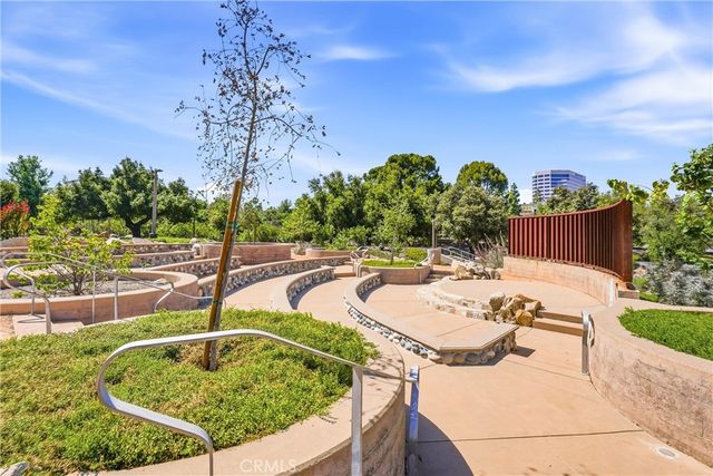 2315 Oakmont, Santa Ana, CA 92706