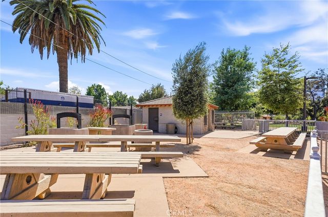 2315 Oakmont, Santa Ana, CA 92706