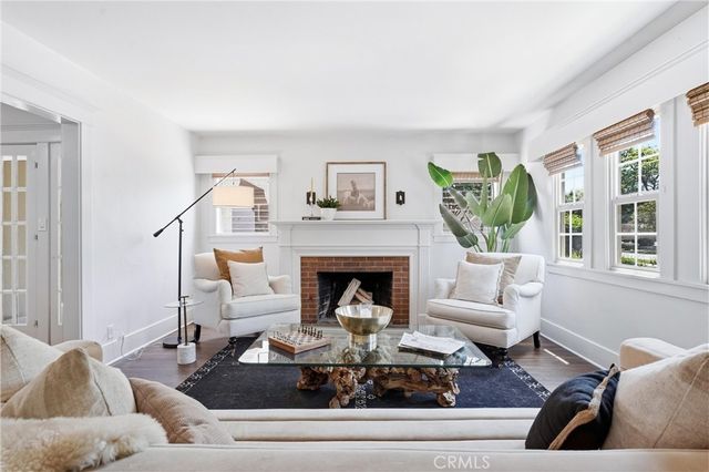 2315 Oakmont, Santa Ana, CA 92706