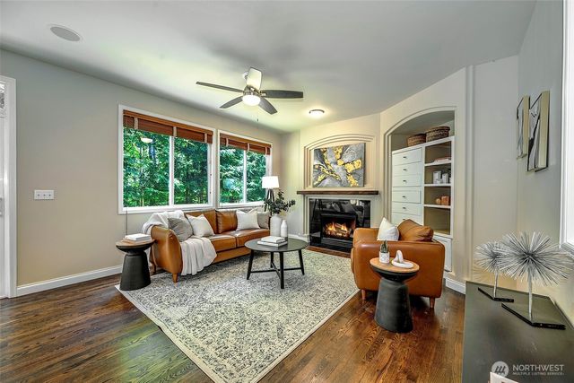 9650 222nd Court NE, Redmond, WA 98053