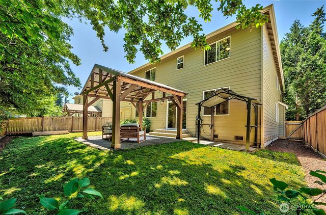 9650 222nd Court NE, Redmond, WA 98053