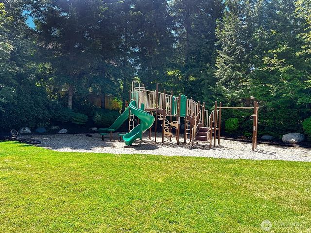 9650 222nd Court NE, Redmond, WA 98053