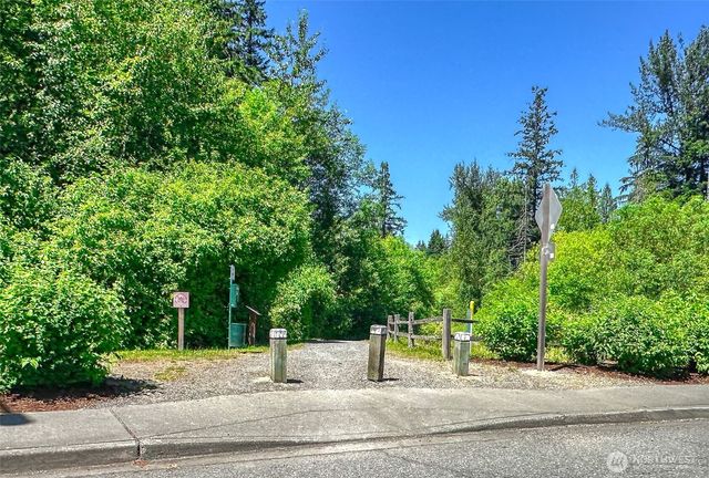 9650 222nd Court NE, Redmond, WA 98053