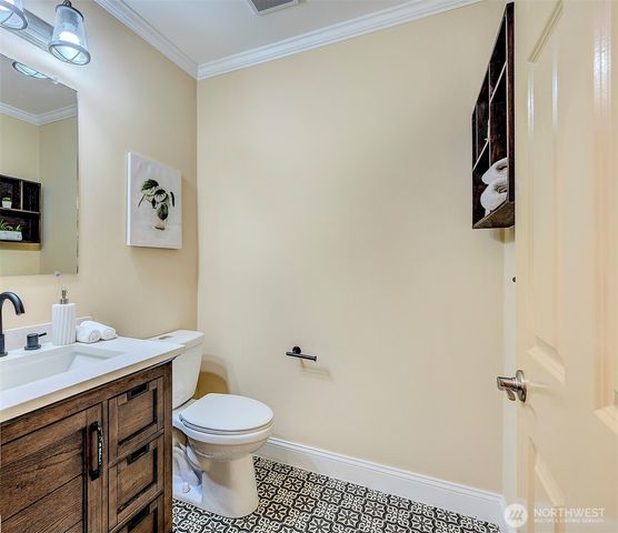 9650 222nd Court NE, Redmond, WA 98053