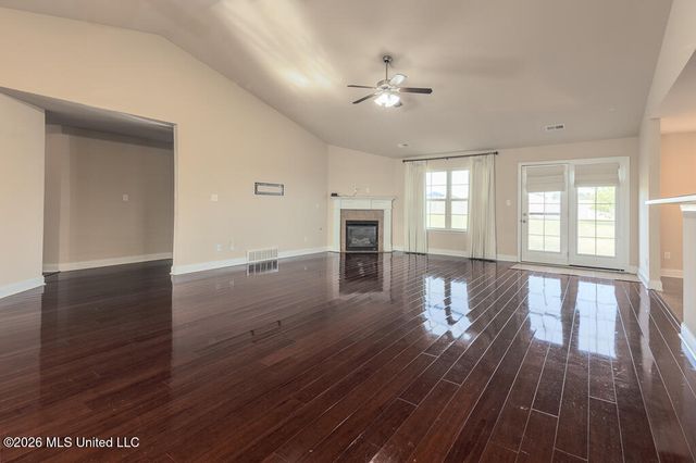 7637 Wisteria Drive, Olive Branch, MS 38654