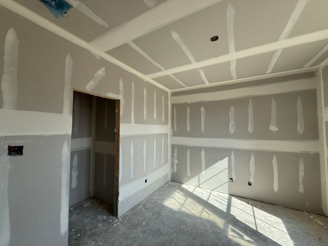 828 Elmstead Drive, Fort Worth, TX 76108