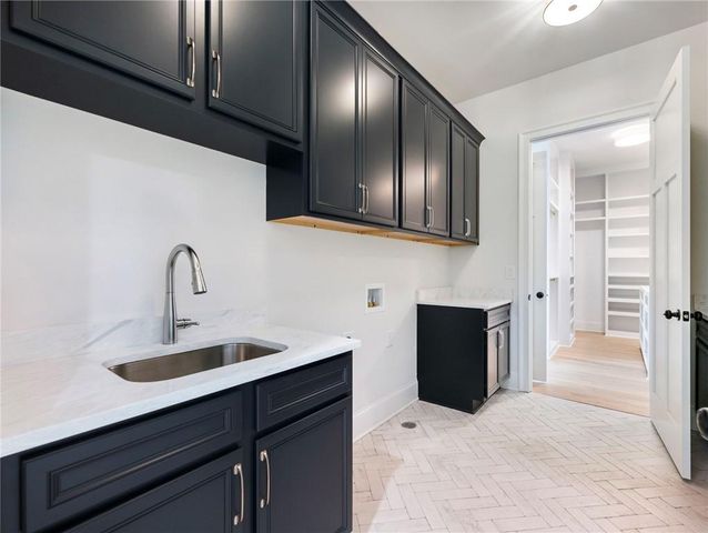 5450 N RICHLAND CREEK Street, Buford, GA 30518