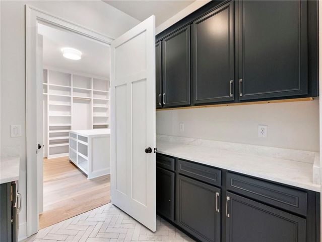 5450 N RICHLAND CREEK Street, Buford, GA 30518