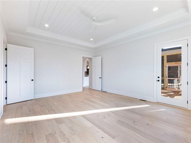5450 N RICHLAND CREEK Street, Buford, GA 30518