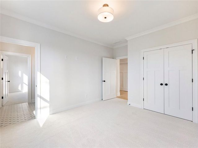5450 N RICHLAND CREEK Street, Buford, GA 30518