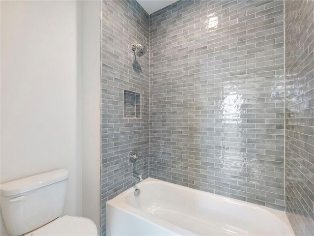 5450 N RICHLAND CREEK Street, Buford, GA 30518